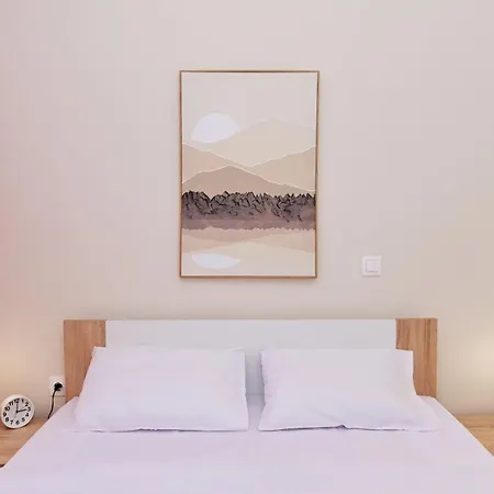 Casa Blue - 15 Min To Apartment *